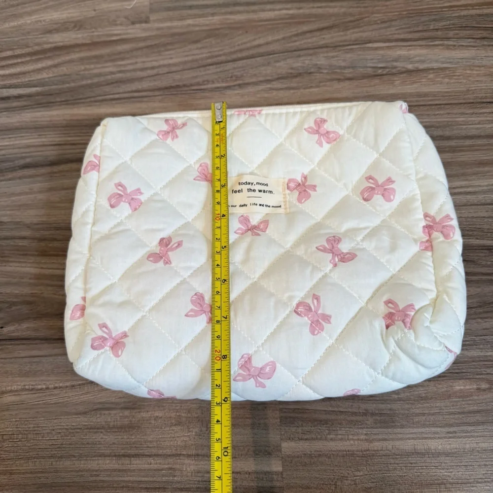 Brand New Makeup Pouch and Reusable Makeup Remover Round, Beauty Blender & Puff